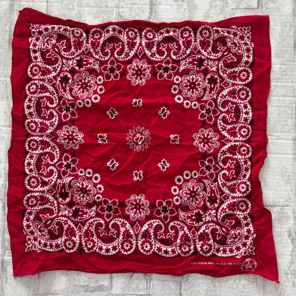 VTG Bandanna Made In USA Red Paisley 100% Cotton Americana Biker